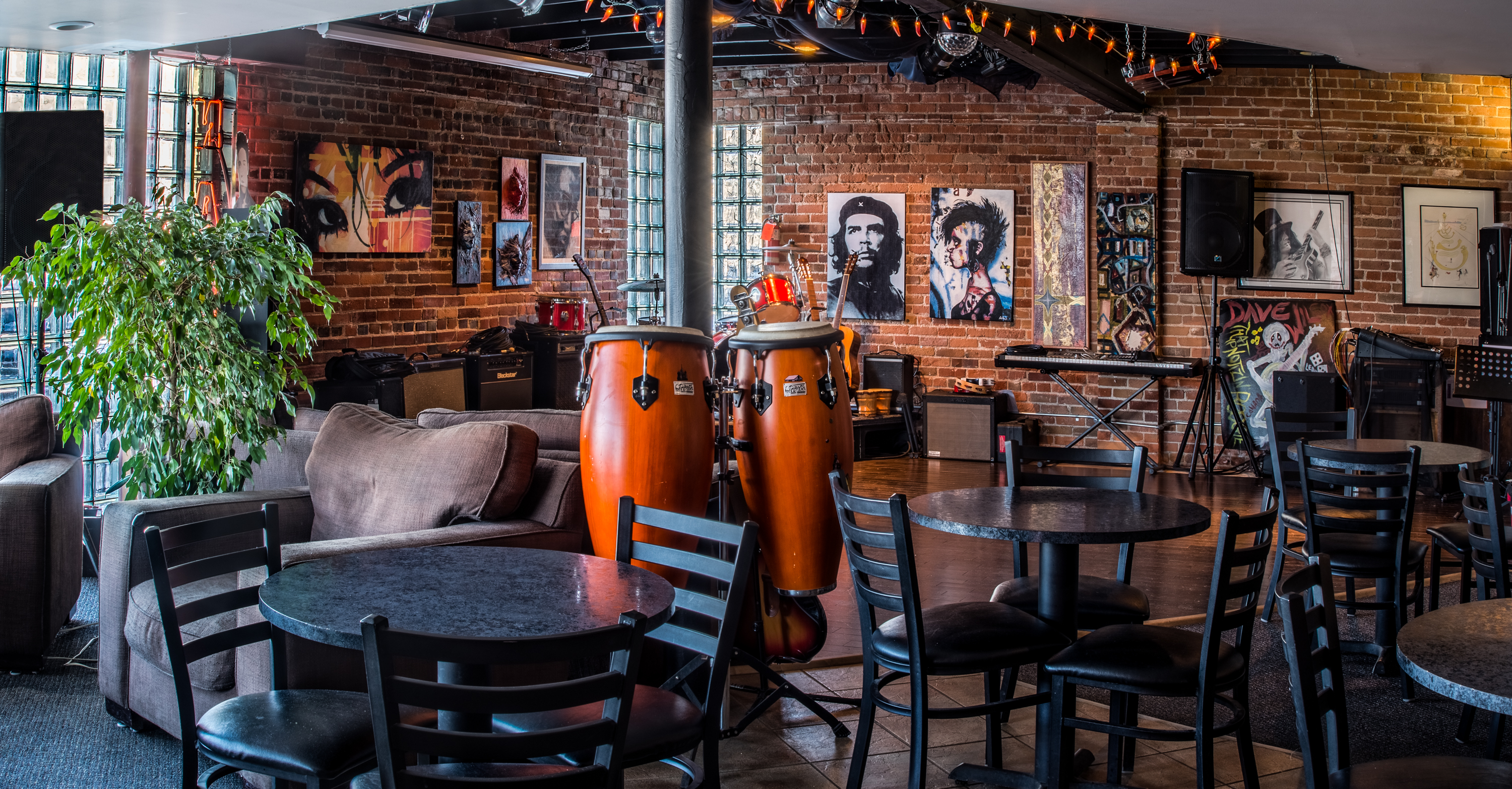 Naked Cyber Cafe Scene